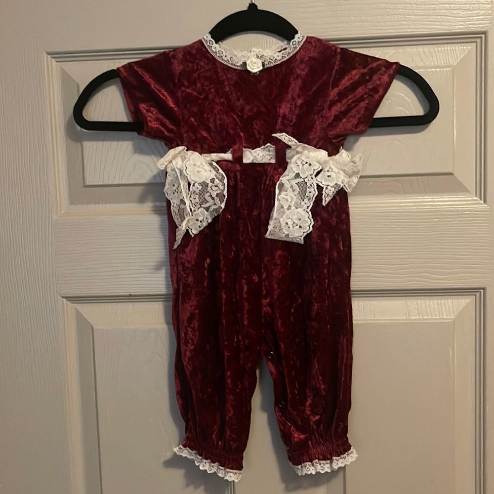 Vintage Girls Burgundy Evy Velour/Velvet Lace Jumper Jumpsuit 6-9 Months